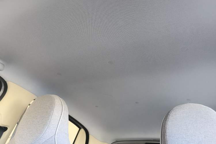 Used Wuling Hongguang MINIEV 2025 Four-Door Version Advanced Edition Headliner