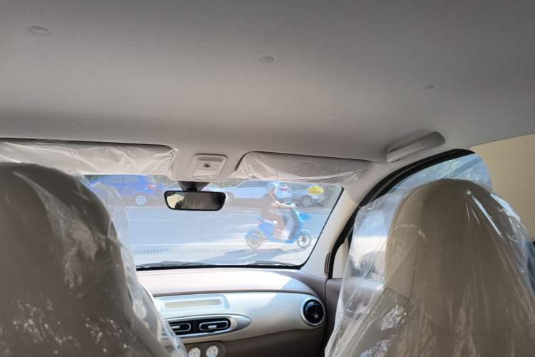 Used Wuling Hongguang MINIEV 2025 Four-Door Version Advanced Edition Headliner
