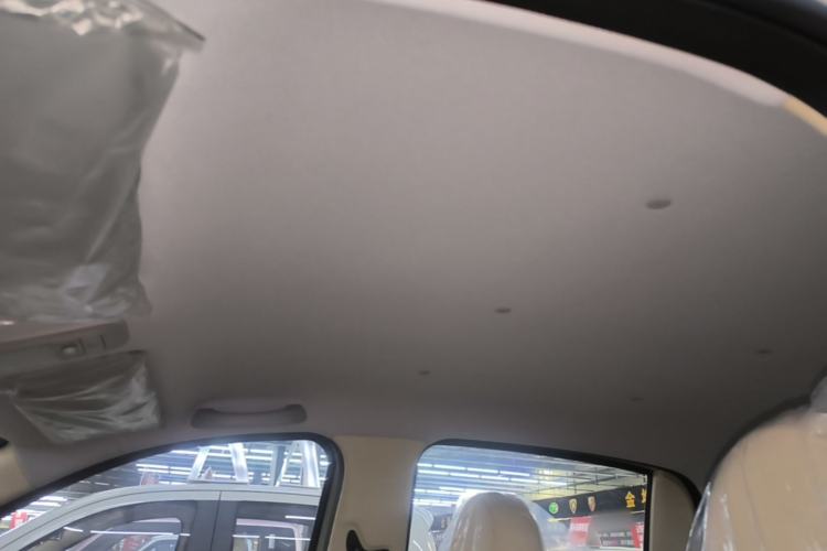 Used Wuling Hongguang MINIEV 2025 Four-Door Version Advanced Edition Headliner