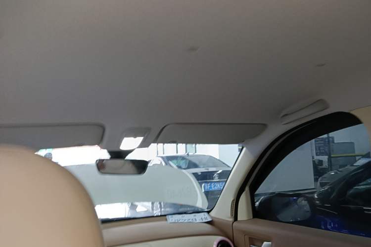 Used Wuling Hongguang MINIEV 2025 Four-Door Version Advanced Edition Headliner