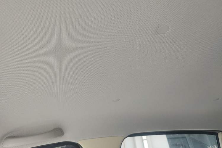 Used Wuling Hongguang MINIEV 2025 Four-Door Version Advanced Edition Headliner