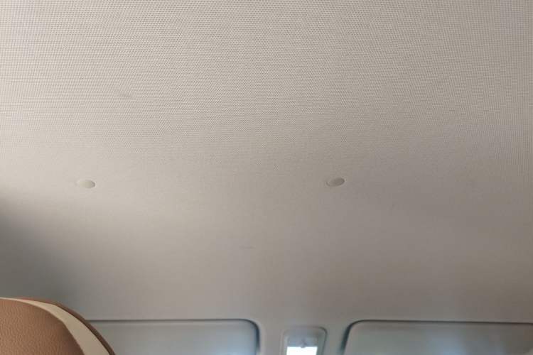 Used Wuling Hongguang MINIEV 2025 Four-Door Version Advanced Edition Headliner