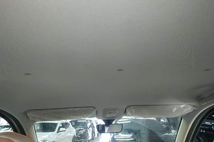 Used Wuling Hongguang MINIEV 2025 Four-Door Version Advanced Edition Headliner