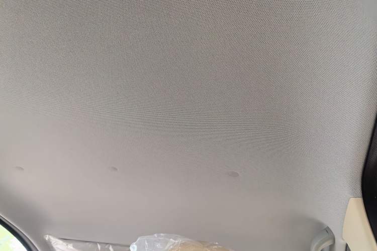 Used Wuling Hongguang MINIEV 2025 Four-Door Version Advanced Edition Headliner
