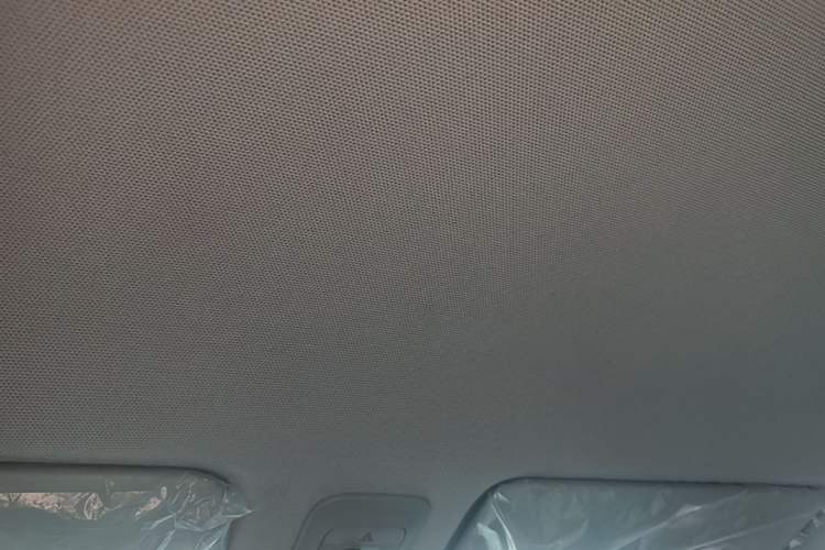 Used Wuling Hongguang MINIEV 2025 Four-Door Version Advanced Edition Headliner