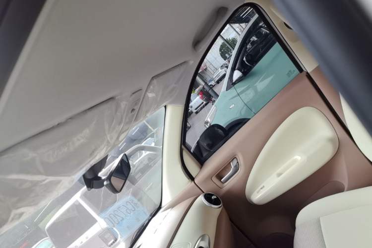 Used Wuling Hongguang MINIEV 2025 Four-Door Version Advanced Edition Headliner