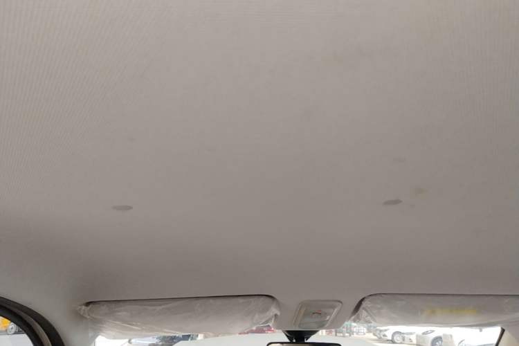 Used Wuling Hongguang MINIEV 2025 Four-Door Version Zhenxiang+ Edition Headliner