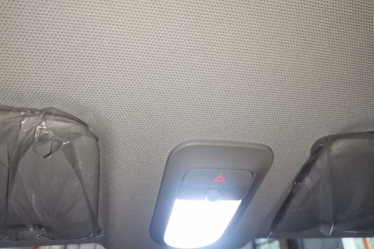 Used Wuling Hongguang MINIEV 2025 Four-Door Version Advanced Edition Headliner