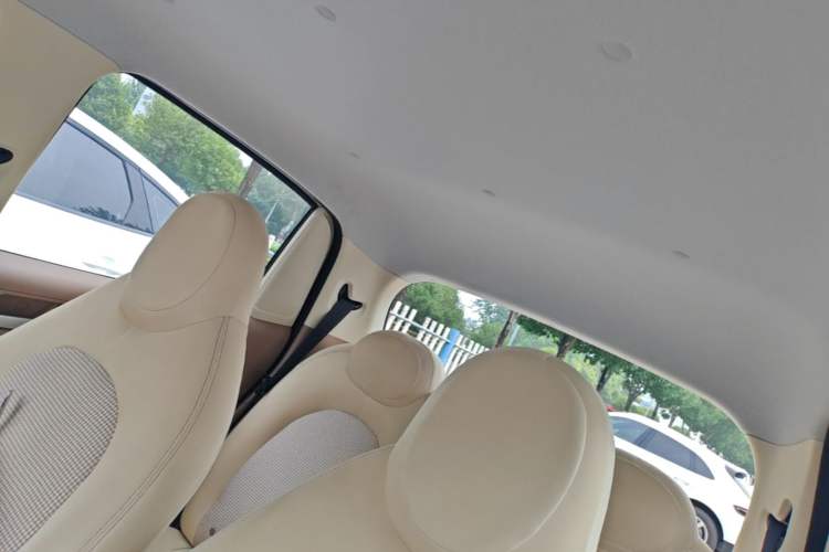 Used Wuling Hongguang MINIEV 2025 Four-Door Version Advanced Edition Headliner