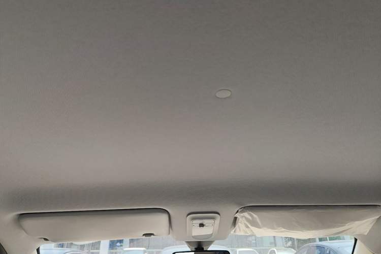 Used Wuling Hongguang MINIEV 2025 Four-Door Version Advanced Edition Headliner