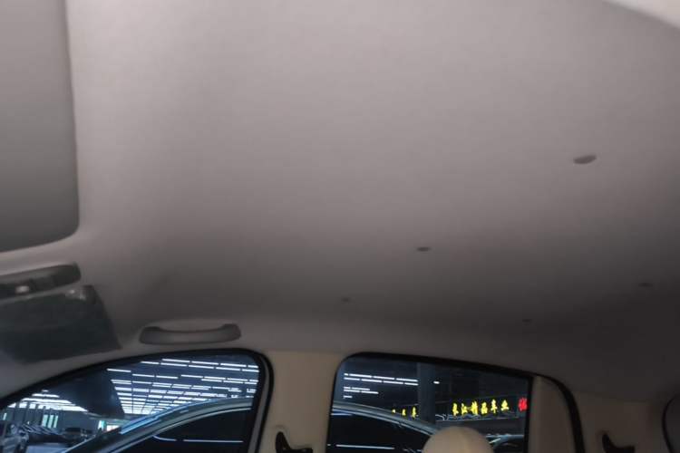 Used Wuling Hongguang MINIEV 2025 Four-Door Version Advanced Edition Headliner
