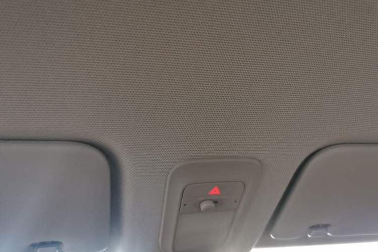 Used Wuling Hongguang MINIEV 2025 Four-Door Version Advanced Edition Headliner