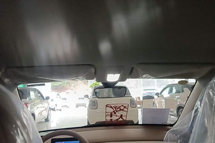 Used Wuling Hongguang MINIEV 2025 Four-Door Version Advanced Edition Headliner
