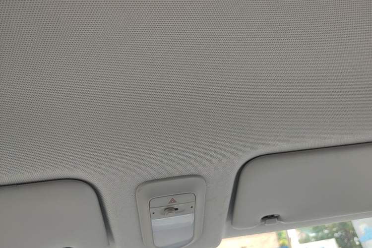Used Wuling Hongguang MINIEV 2025 Four-Door Version Advanced Edition Headliner