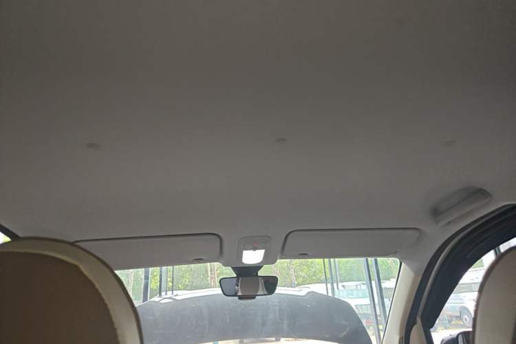 Used Wuling Hongguang MINIEV 2025 Four-Door Version Advanced Edition Headliner