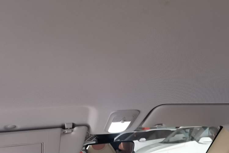 Used Wuling Hongguang MINIEV 2025 Four-Door Version Advanced Edition Headliner