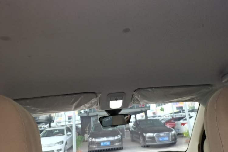 Used Wuling Hongguang MINIEV 2025 Four-Door Version Advanced Edition Headliner
