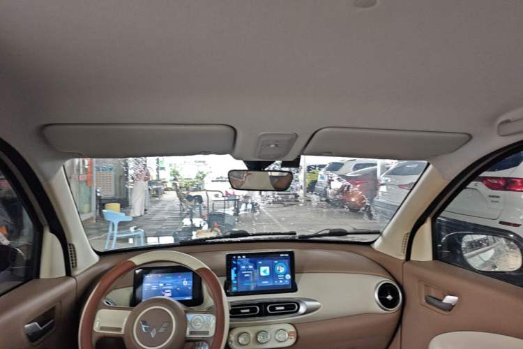Used Wuling Hongguang MINIEV 2025 Four-Door Version Advanced Edition Headliner