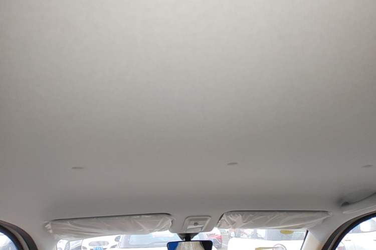 Used Wuling Hongguang MINIEV 2025 Four-Door Version Advanced Edition Headliner