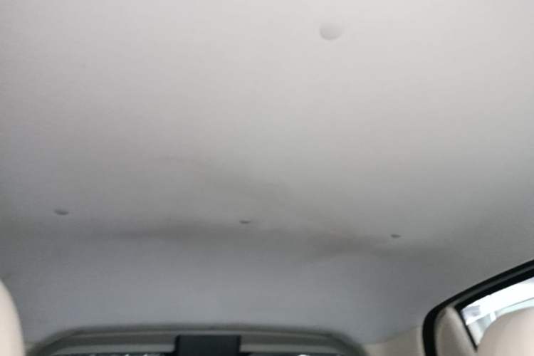 Used Wuling Hongguang MINIEV 2025 Four-Door Version Advanced Edition Headliner