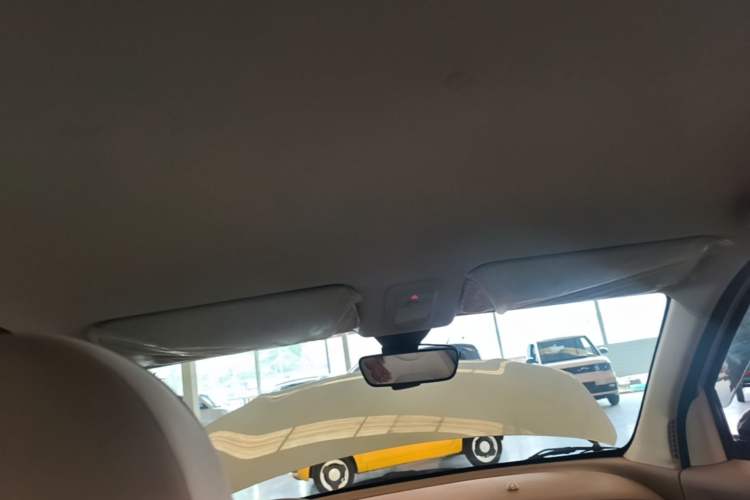 Used Wuling Hongguang MINIEV 2025 Four-Door Version Advanced Edition Headliner