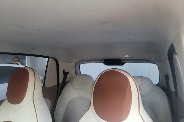 Used Wuling Hongguang MINIEV 2025 Four-Door Version Advanced Edition Headliner