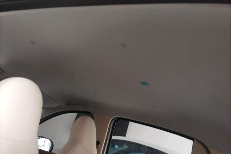 Used Wuling Hongguang MINIEV 2025 Four-Door Version Advanced Edition Headliner
