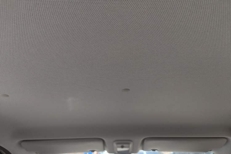 Used Wuling Hongguang MINIEV 2025 Four-Door Version Advanced Edition Headliner
