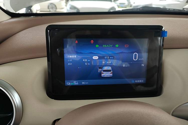 Used Wuling Hongguang MINIEV 2025 Four-Door Version Advanced Edition Instrument Cluster