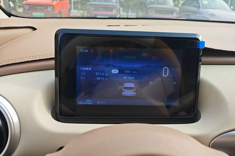 Used Wuling Hongguang MINIEV 2025 Four-Door Version Advanced Edition Instrument Cluster