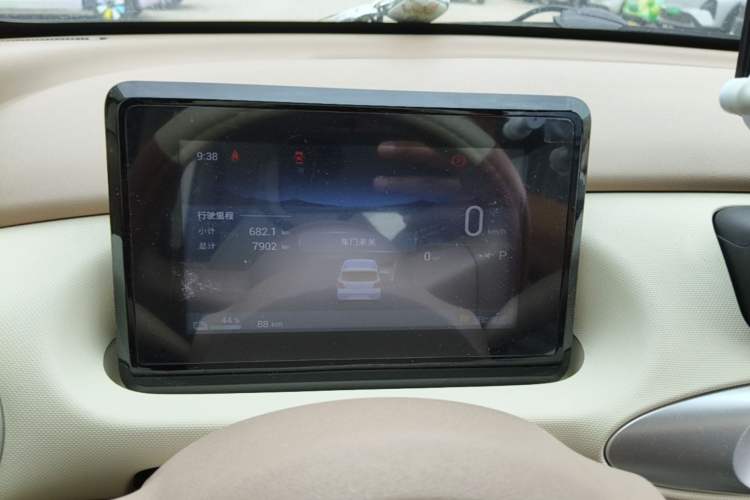 Used Wuling Hongguang MINIEV 2025 Four-Door Version Zhenxiang+ Edition Instrument Cluster