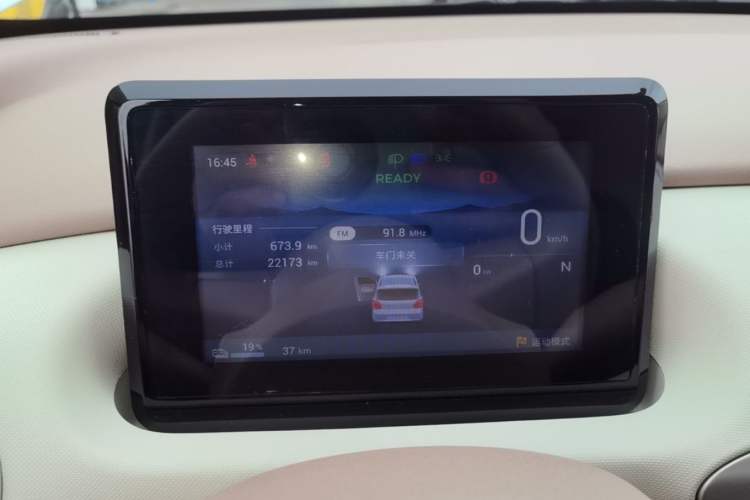 Used Wuling Hongguang MINIEV 2025 Four-Door Version Advanced Edition Instrument Cluster