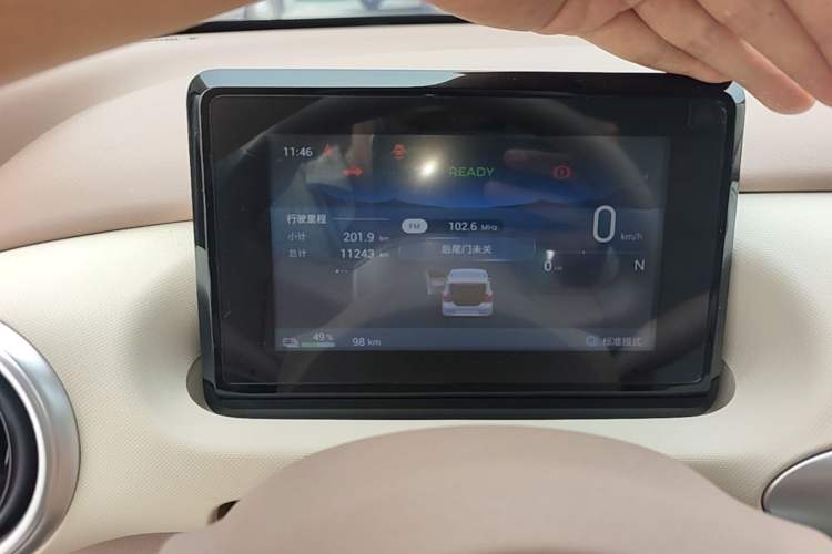 Used Wuling Hongguang MINIEV 2025 Four-Door Version Advanced Edition Instrument Cluster
