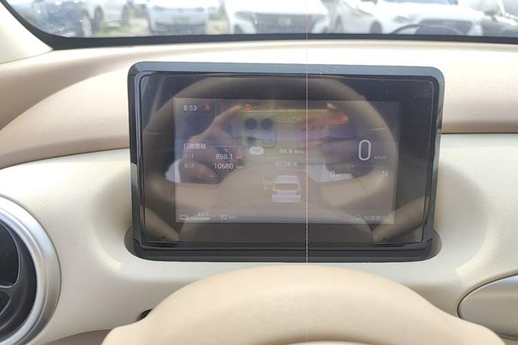 Used Wuling Hongguang MINIEV 2025 Four-Door Version Advanced Edition Instrument Cluster