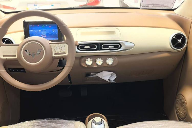 Used Wuling Hongguang MINIEV 2025 Four-Door Version Advanced Edition Instrument Cluster