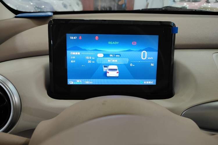 Used Wuling Hongguang MINIEV 2025 Four-Door Version Advanced Edition Instrument Cluster