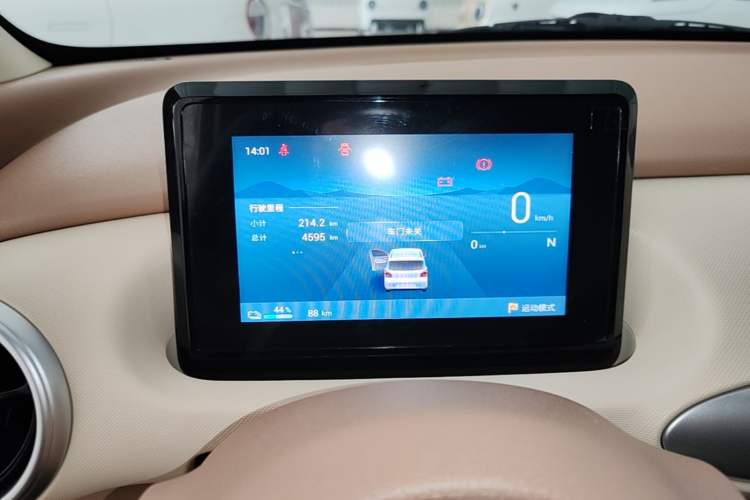 Used Wuling Hongguang MINIEV 2025 Four-Door Version Advanced Edition Instrument Cluster