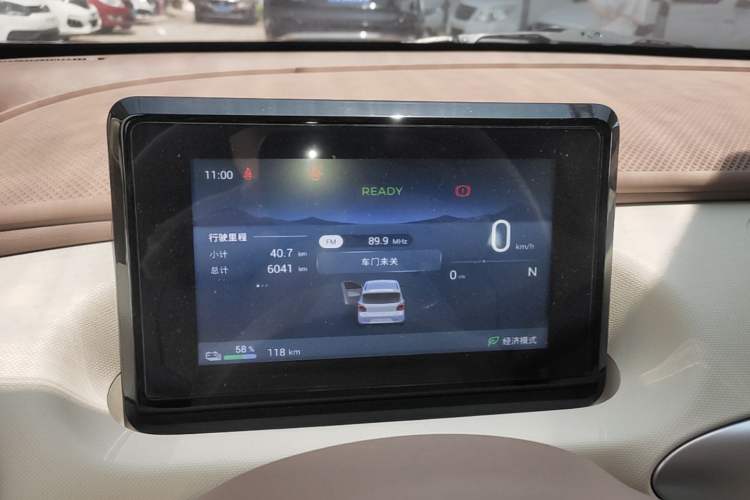 Used Wuling Hongguang MINIEV 2025 Four-Door Version Advanced Edition Instrument Cluster