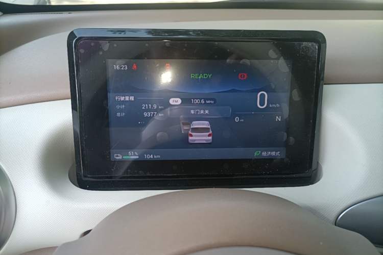 Used Wuling Hongguang MINIEV 2025 Four-Door Version Advanced Edition Instrument Cluster