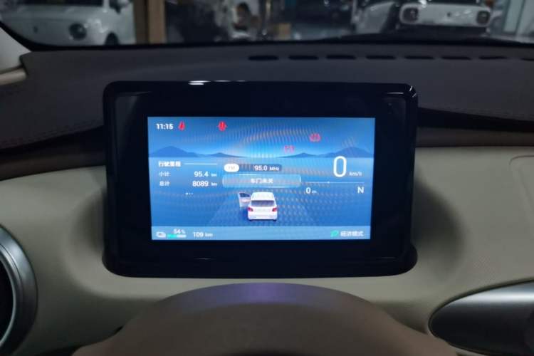 Used Wuling Hongguang MINIEV 2025 Four-Door Version Advanced Edition Instrument Cluster