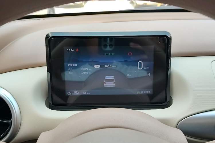 Used Wuling Hongguang MINIEV 2025 Four-Door Version Advanced Edition Instrument Cluster