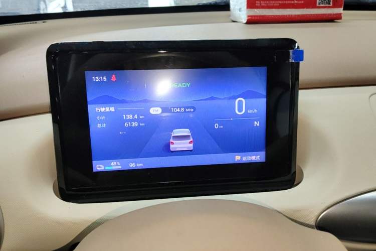 Used Wuling Hongguang MINIEV 2025 Four-Door Version Advanced Edition Instrument Cluster