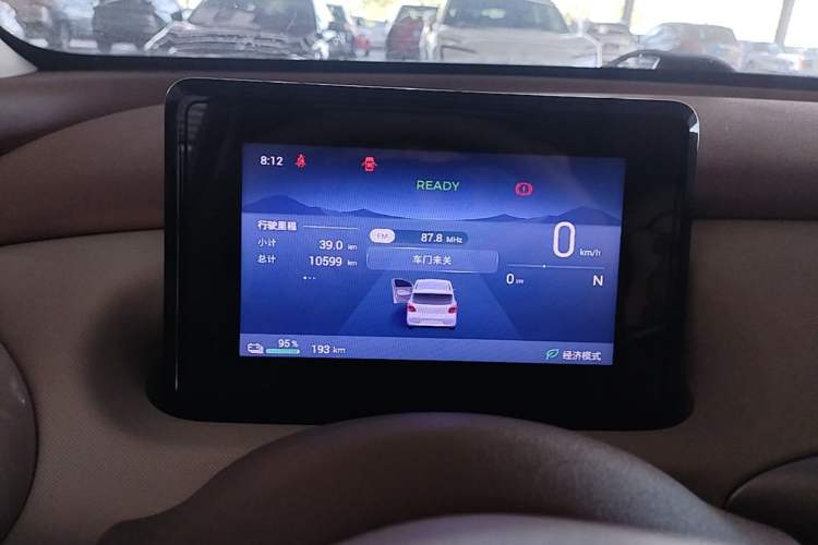 Used Wuling Hongguang MINIEV 2025 Four-Door Version Advanced Edition Instrument Cluster