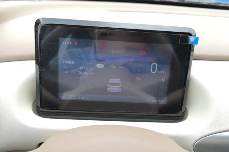 Used Wuling Hongguang MINIEV 2025 Four-Door Version Advanced Edition Instrument Cluster