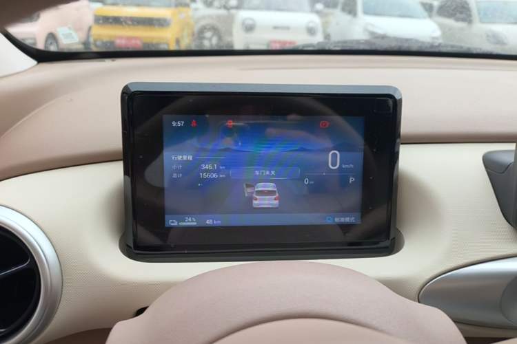 Used Wuling Hongguang MINIEV 2025 Four-Door Version Zhenxiang+ Edition Instrument Cluster