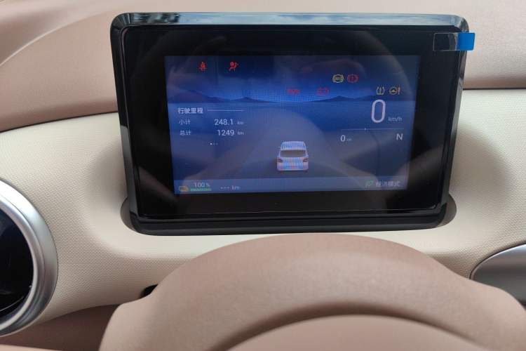 Used Wuling Hongguang MINIEV 2025 Four-Door Version Advanced Edition Instrument Cluster