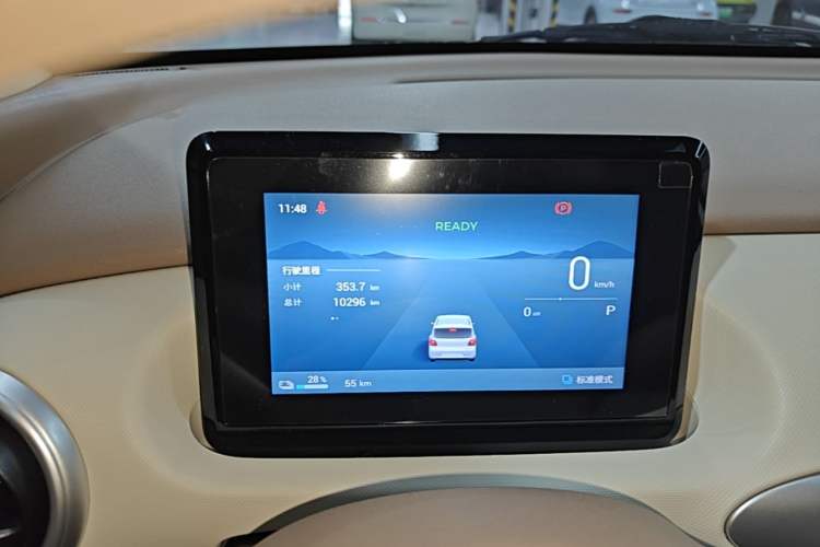 Used Wuling Hongguang MINIEV 2025 Four-Door Version Zhenxiang+ Edition Instrument Cluster