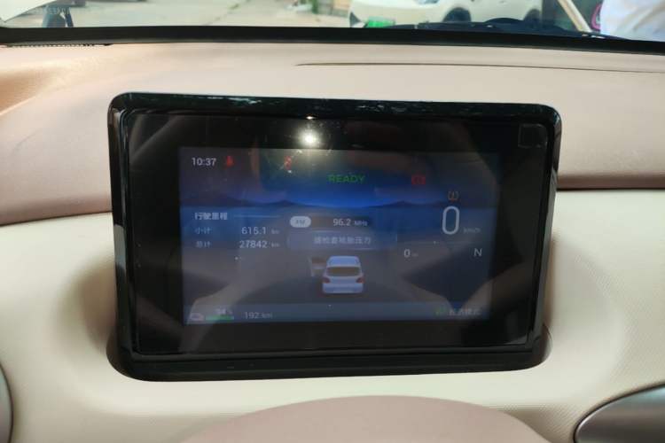 Used Wuling Hongguang MINIEV 2025 Four-Door Version Advanced Edition Instrument Cluster