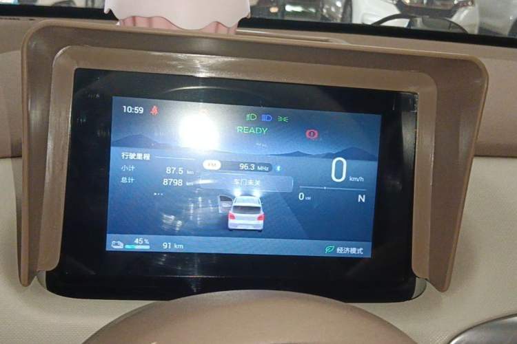 Used Wuling Hongguang MINIEV 2025 Four-Door Version Advanced Edition Instrument Cluster