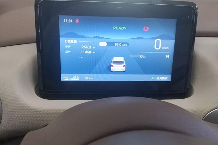 Used Wuling Hongguang MINIEV 2025 Four-Door Version Premium Edition Instrument Cluster